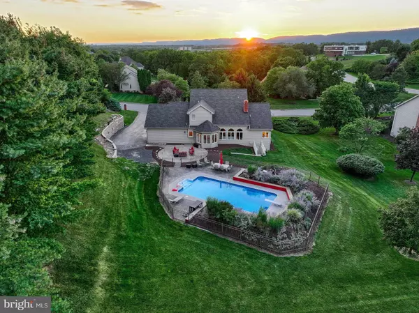 10 GUNPOWDER RD, Mechanicsburg, PA 17050