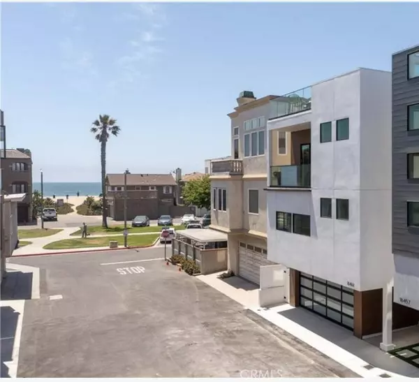 16461 24th ST #101, Huntington Beach, CA 90742