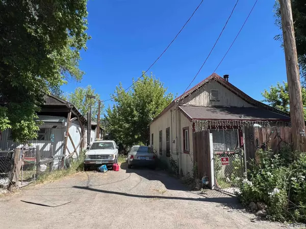 213 Willow St, Other, CA 96811-5718