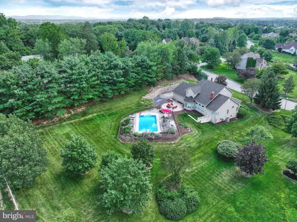 10 GUNPOWDER RD, Mechanicsburg, PA 17050