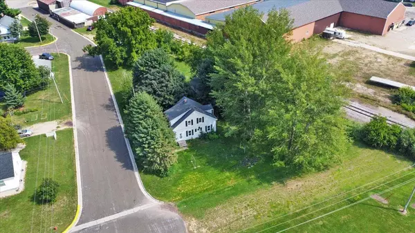 211 Commercial Street, Arlington, WI 53911