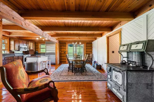 2286 N Lonesome Valley Ln, Bergen, WI 54658