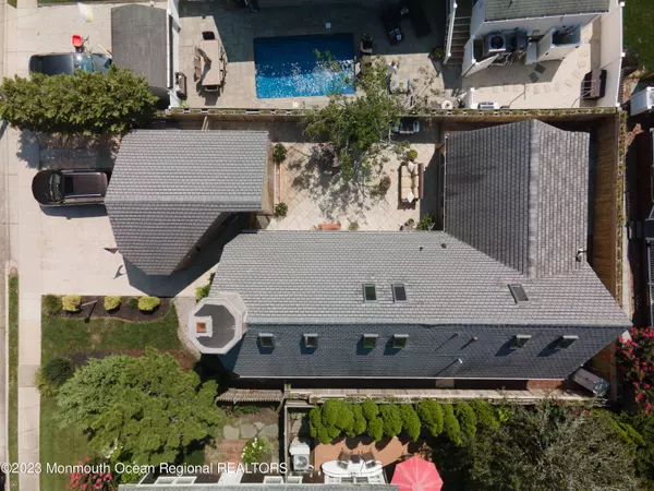 37 Egbert Street, Bay Head, NJ 08742