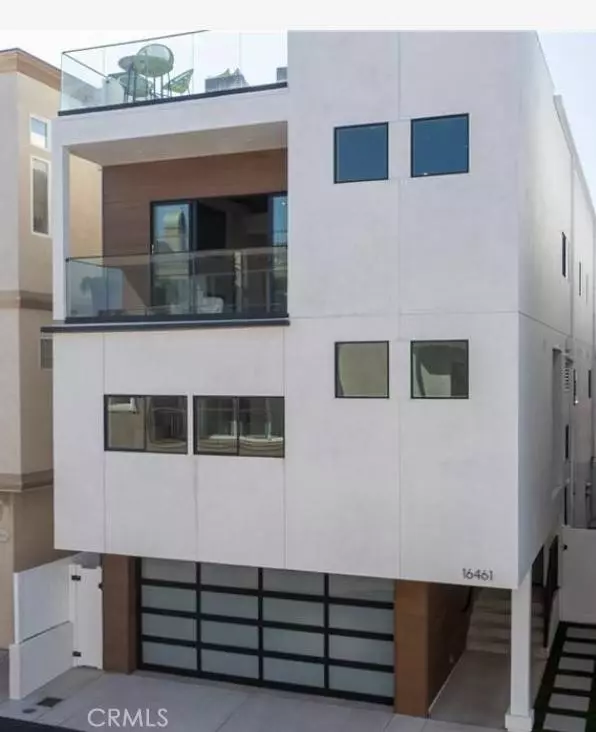 16461 24th ST #101, Huntington Beach, CA 90742