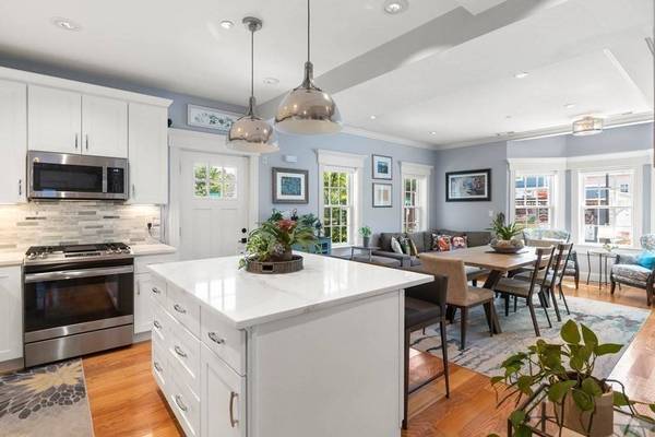 106 Bridge St #3, Salem, MA 01970