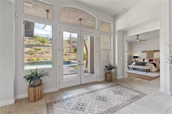 2809 Soaring Peak Avenue, Henderson, NV 89052