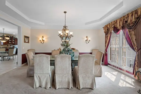 841 Wingfoot Drive, North Aurora, IL 60542