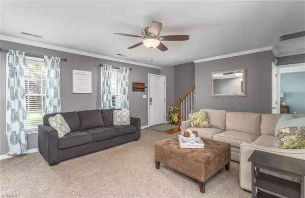 4036 Glenn Knoll CT, Winston Salem, NC 27107