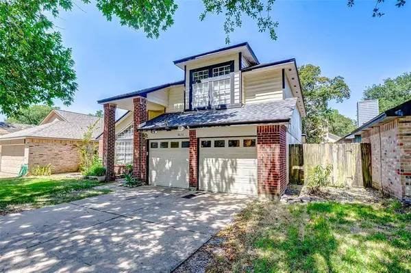 8631 Spring Green DR, Houston, TX 77095