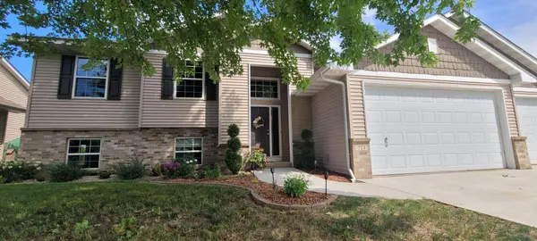 713 Farmers WAY, Belle Plaine, MN 56011