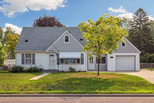 8029 2nd AVE S, Bloomington, MN 55420