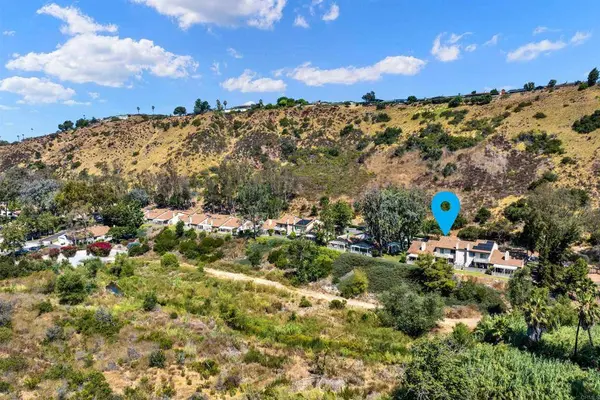 5757 Adobe Falls RD #C, San Diego, CA 92120