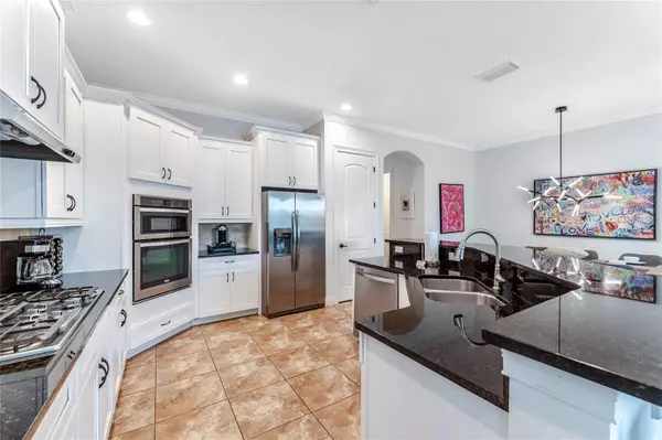 824 DESERT MOUNTAIN CT, Reunion, FL 34747