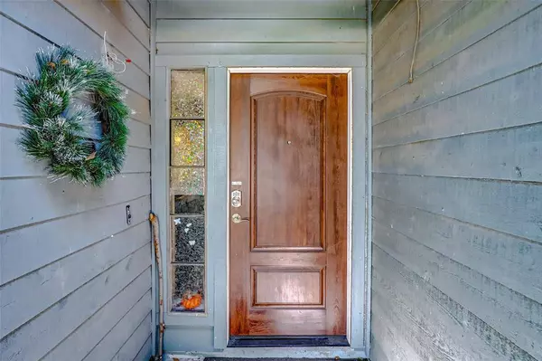 8635 Spring Green DR, Houston, TX 77095