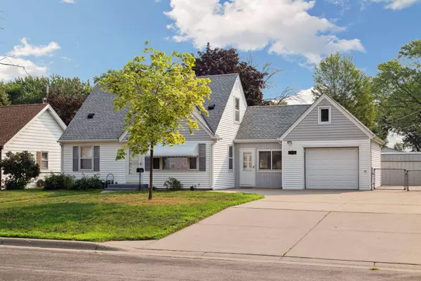 8029 2nd AVE S, Bloomington, MN 55420