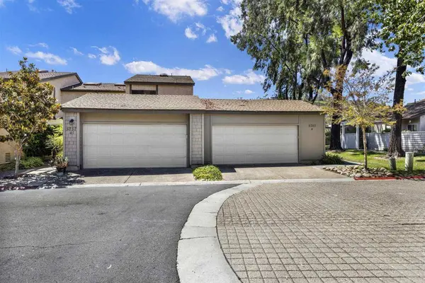 5757 Adobe Falls RD #C, San Diego, CA 92120