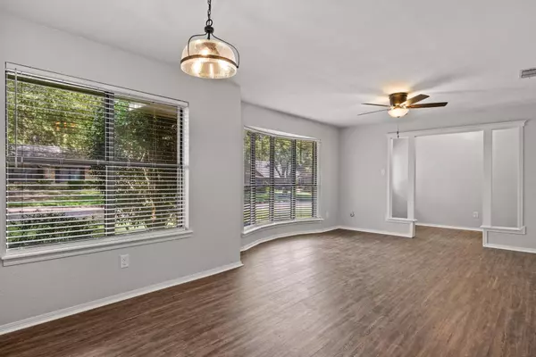 516 Brookwood Drive, Mount Pleasant, TX 75455