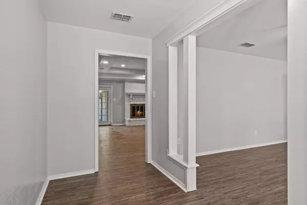 516 Brookwood Drive, Mount Pleasant, TX 75455