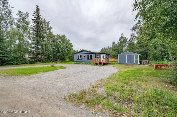 2050 E Chickaloon RD, Wasilla, AK 99654