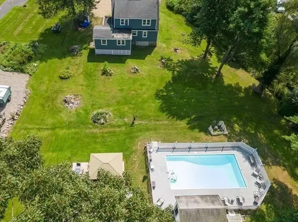 92 Wenham Street, Danvers, MA 01923