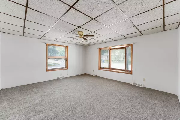 421 8th Avenue, Baraboo, WI 53913