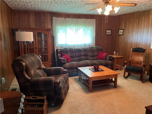 526 5th Street, Mather, PA 15346