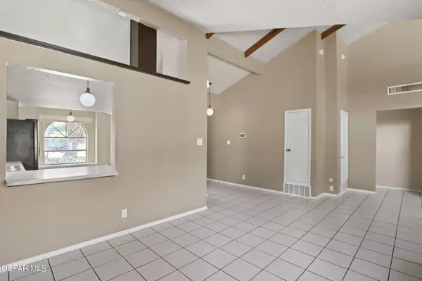 1625 Brian Ray Circle, El Paso, TX 79936