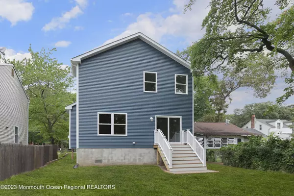 418 Elizabeth Avenue, Toms River, NJ 08753