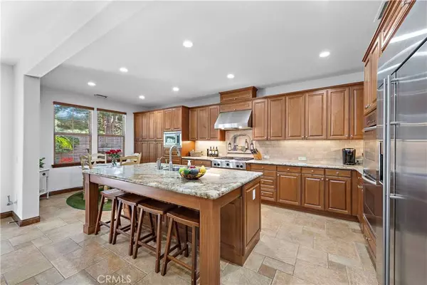 28 Drackert, Ladera Ranch, CA 92694