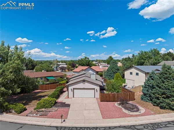 4230 Loch Lomond LN, Colorado Springs, CO 80909