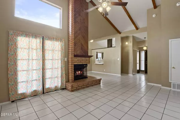 1625 Brian Ray Circle, El Paso, TX 79936