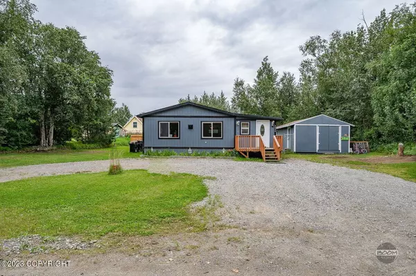 2050 E Chickaloon RD, Wasilla, AK 99654