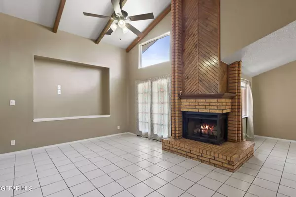 1625 Brian Ray Circle, El Paso, TX 79936