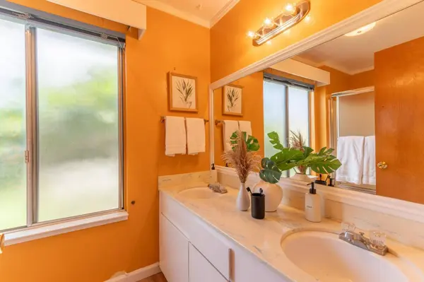 10 Athens CT, Seaside, CA 93955