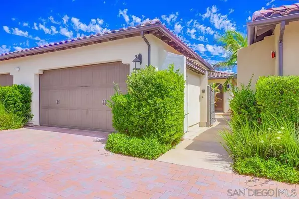 8153 Auberge Cir, San Diego, CA 92127