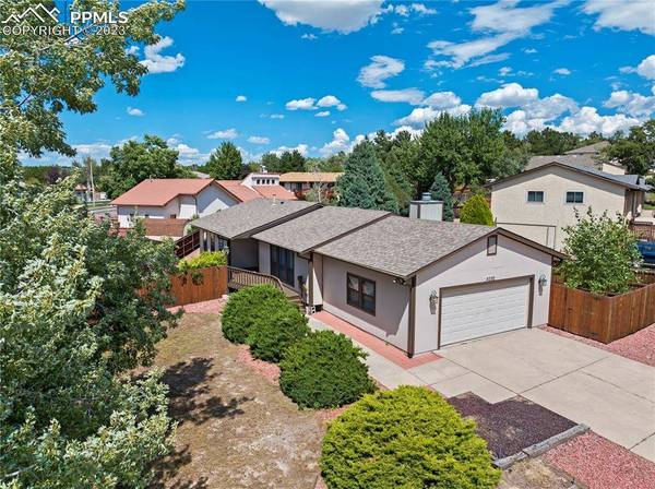 4230 Loch Lomond LN, Colorado Springs, CO 80909