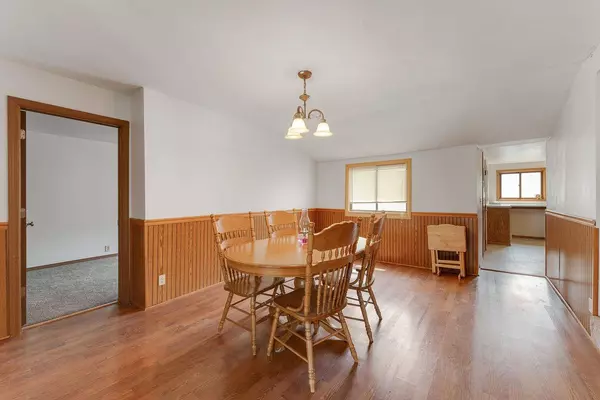 421 8th Avenue, Baraboo, WI 53913