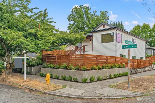 800 32nd AVE, Seattle, WA 98122