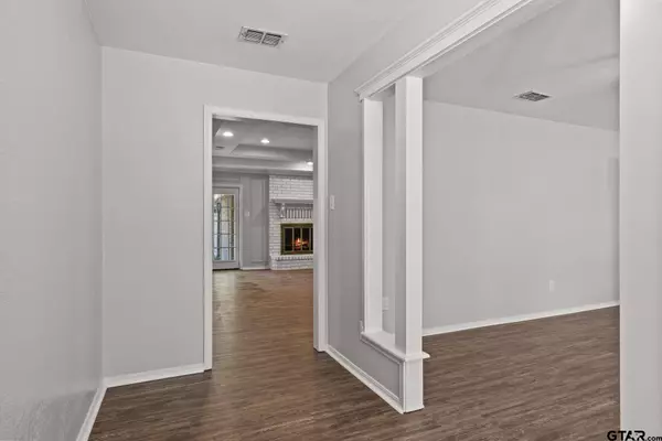 516 Brookwood Drive, Mt Pleasant, TX 75455