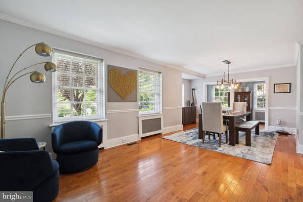 3133 W QUEEN LN, Philadelphia, PA 19129