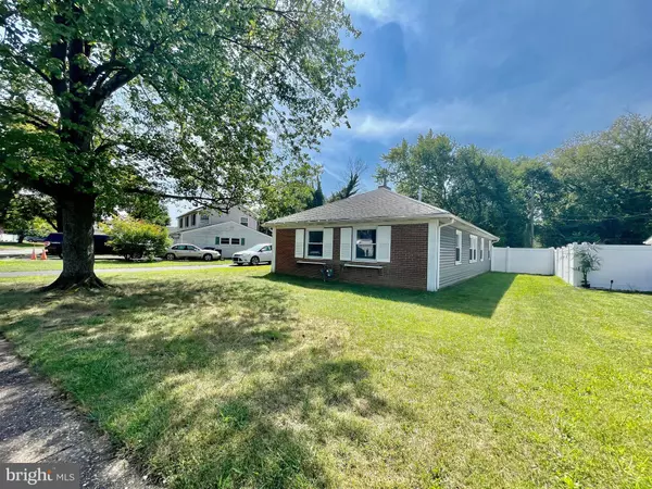 29 MILLSTONE LN, Willingboro, NJ 08046