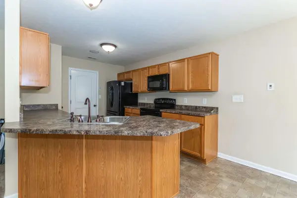 662 Center ST, Greenfield, IN 46140
