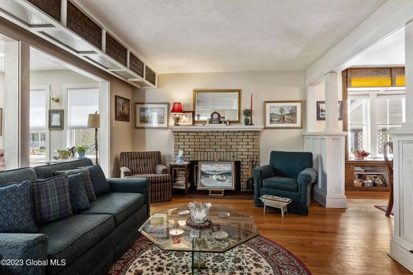 1179 Van Antwerp Road, Niskayuna, NY 12309