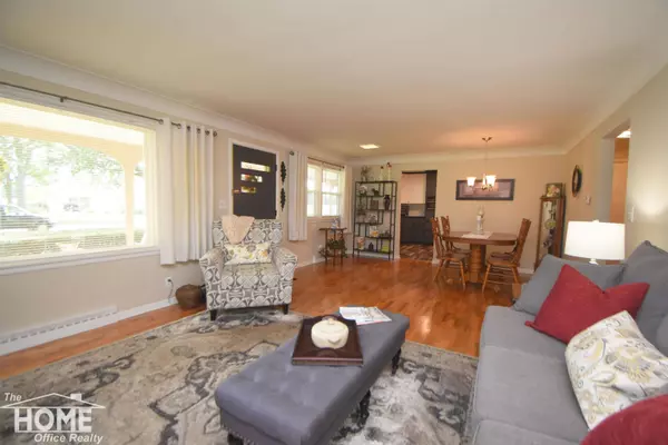 1230 Center Street, Owosso, MI 48867