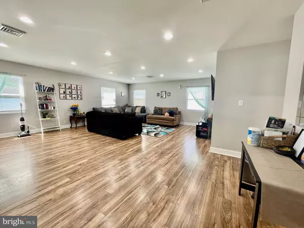 29 MILLSTONE LN, Willingboro, NJ 08046