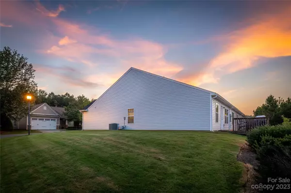 1650 Amberlight CIR, Salisbury, NC 28144