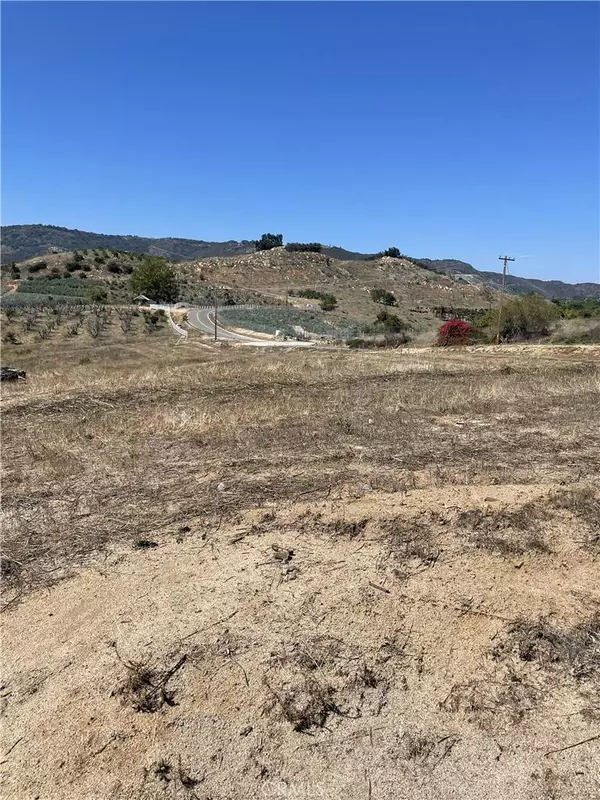 45 El Calamar RD, Temecula, CA 92590
