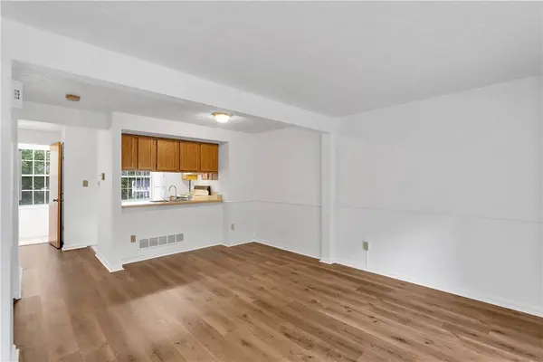 148 Meadow Gap Dr, Monroeville, PA 15146