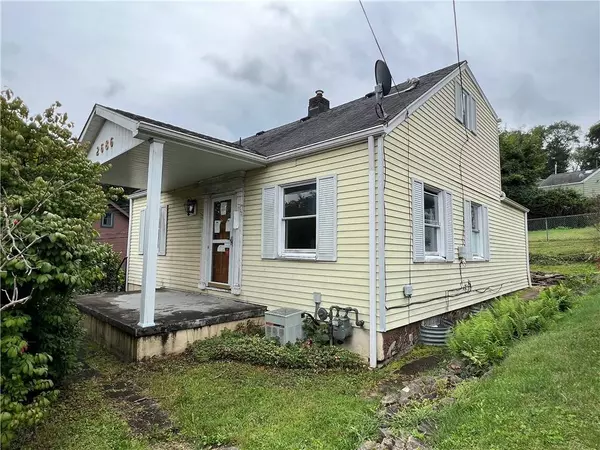 2686 Main St, White Oak, PA 15131
