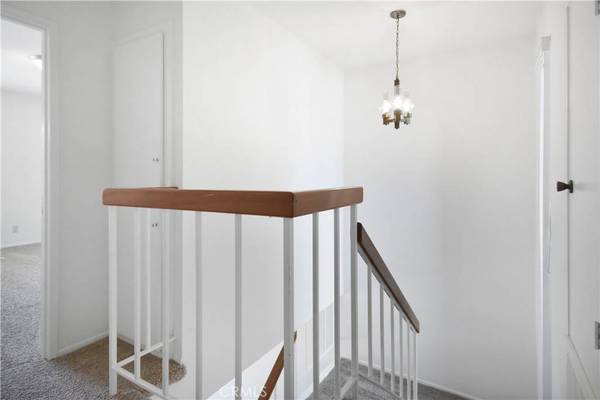 27 Sunflower #15, Irvine, CA 92604